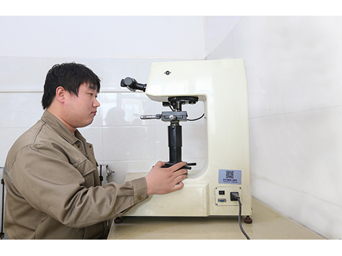 �z�y����